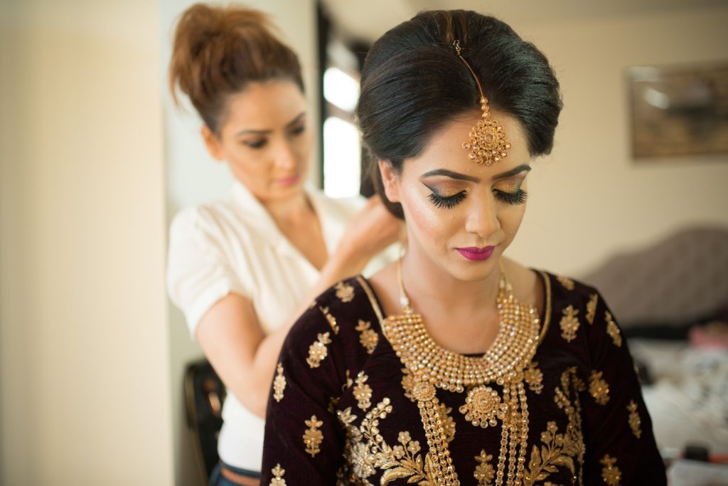 Eco-Friendly Wedding Makeup and Hair Ideas